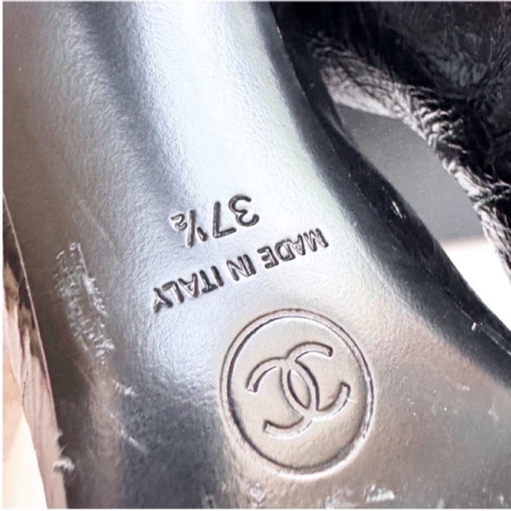 CHANEL COCO GABRIELLE EMBROIDERED ANKLE POINTED TOE BOOTS BLACK 37.5 - Picture 7 of 10